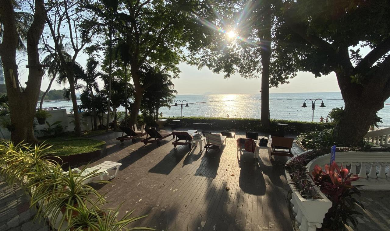Sky Beach Beachfront Pattaya Ngoại thất bức ảnh