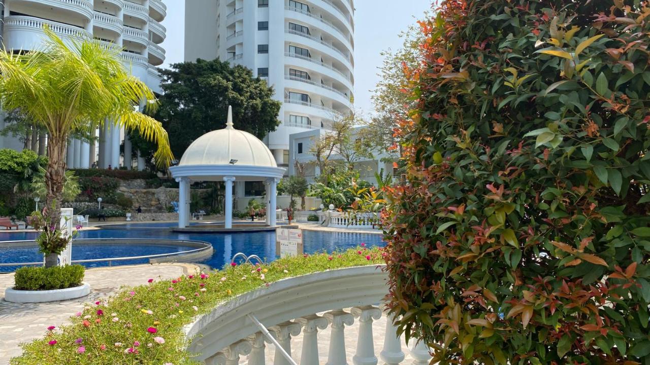 Sky Beach Beachfront Pattaya Ngoại thất bức ảnh